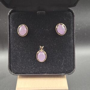 Lavender Jade Earrings And Pendant Set. Stamped 14kt hge